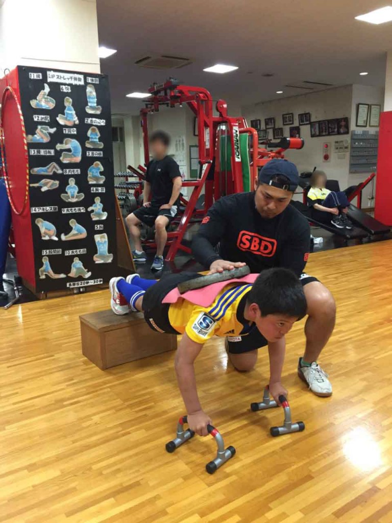 SBD Apparel Japan コラム » ウエイトトレーニングの開始年齢