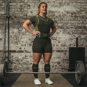 Resolve コンペティションTシャツ